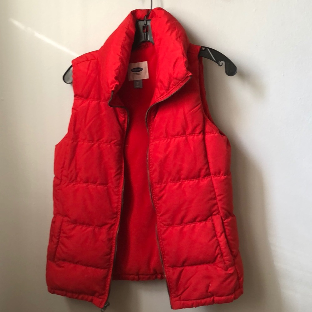 Red Old Navy vest size XS